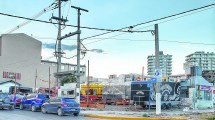 Imagen de Las Grutas: postales de  descuido en la playa más linda