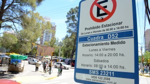 Cómo funcionan los servicios durante el feriado en Neuquén