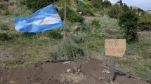 Imagen de Ocupaciones ilegales en Bariloche: allanamientos y una detenida