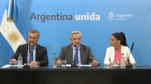 Imagen de Anunciaron un aumento del 13% en las jubilaciones mínimas y la AUH desde marzo