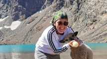 Imagen de Norte neuquino: este trekking al cerro Corona no se lo quiso perder ni el corderito Hitiel