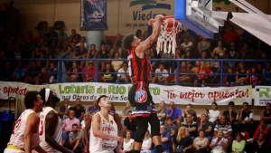 Doble festejo local en la Liga Argentina de Básquet