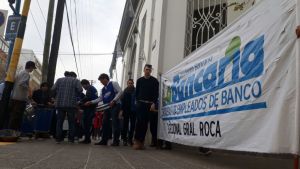 Extienden el paro del lunes a toda la jornada en las sucursales del Banco Nación