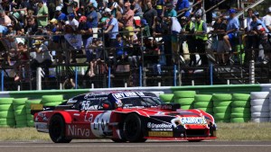 Bajaron a Todino y ganó Iribarne en el TC Pista