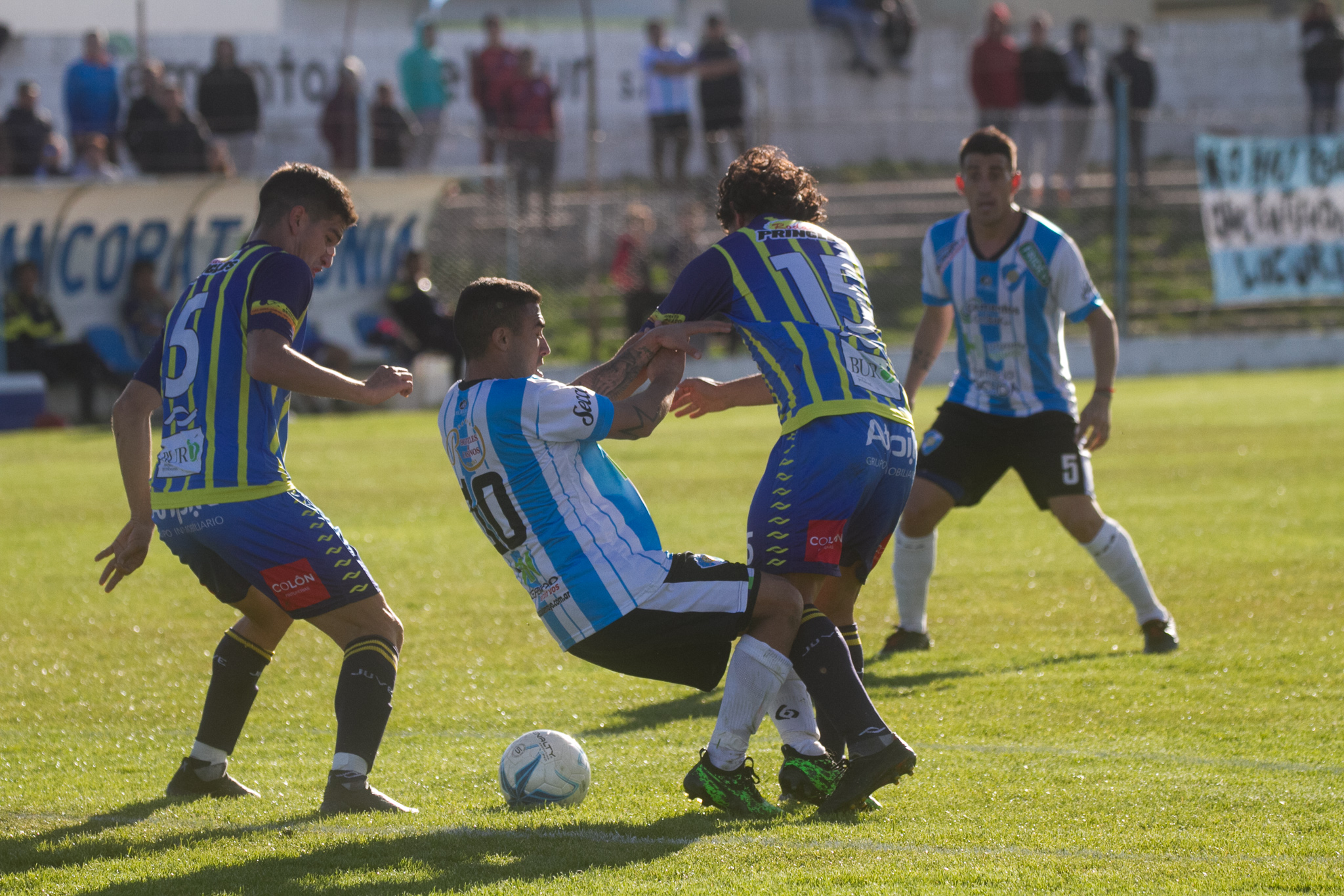 El Albiceleste goleó 5 a 0 a los puntanos cuando jugaron en Viedma. (Foto: Archivo Pablo Leguizamón)