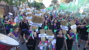 Basta de femicidios, el imponente mensaje de miles de mujeres en Neuquén