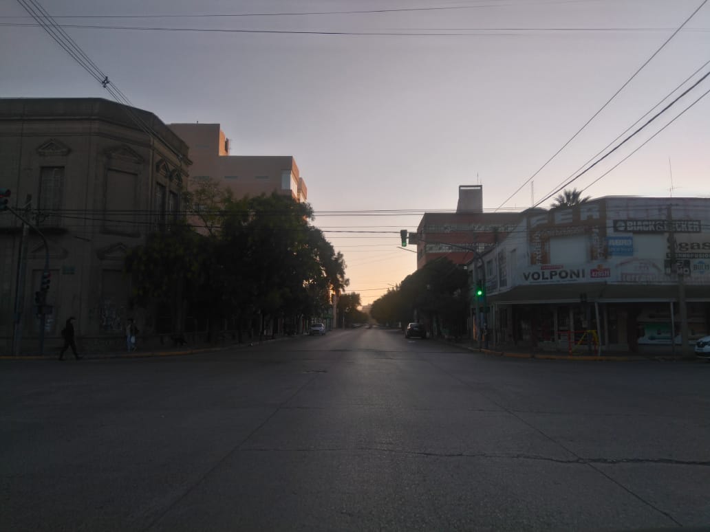 Calles desiertas en la capital rionegrina. Foto: diario Río Negro.