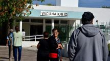 Imagen de Vacunan contra la gripe en Viedma y Patagones