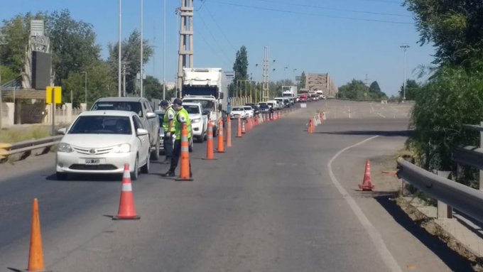 Policía habilitó un carril exclusivo para ambulancias en los puentes ...