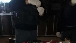 Secuestraron $137.000 y cocaína en un allanamiento en Rincón de los Sauces