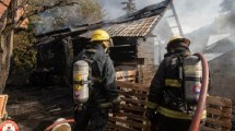 Imagen de Una familia de San Martín perdió todo en la cuarentena por un incendio