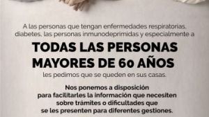 Trabajadores sociales brindan asistencia a los adultos mayores