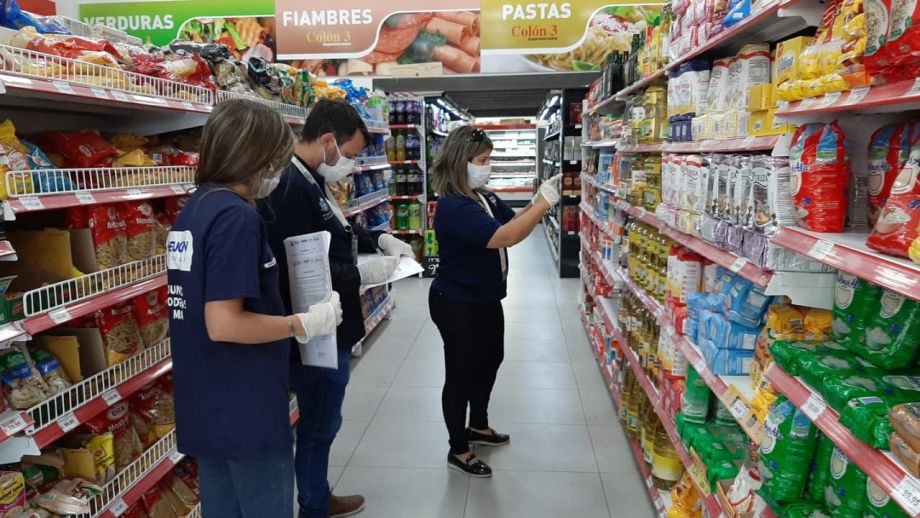 En los supermercados, admiten el alza imparable de los precios. Foto: archivo