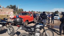 Imagen de Detenidos por robar bolsas de cemento de una obra en Centenario