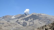 Imagen de Los volcanes vuelven a emitir señales