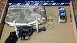 Siete allanamientos en Neuquén con secuestro de armas y demorados