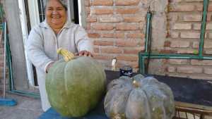 Neuquén: 5 mil kilos de zapallos cosechados y más de 100 nuevos agricultores urbanos