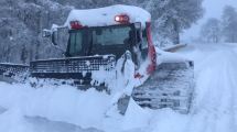 Imagen de Postales de la nevada en Chapelco: bosques, pisapistas y refugios cubiertos de blanco