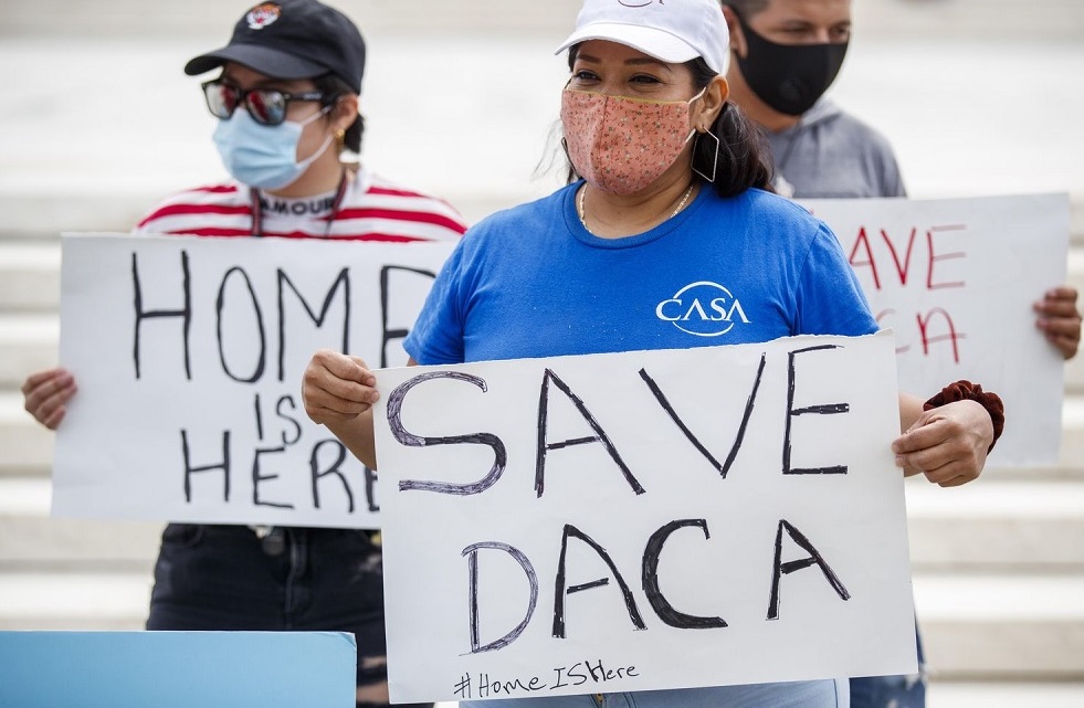 Esta semana varios grupo de jóvenes  habían realizado una protesta en contra de las medidas de Donald Trump. (foto: SHAWN THEW / EFE)