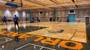 Equipos de la NBA entrenan en la burbuja de Orlando