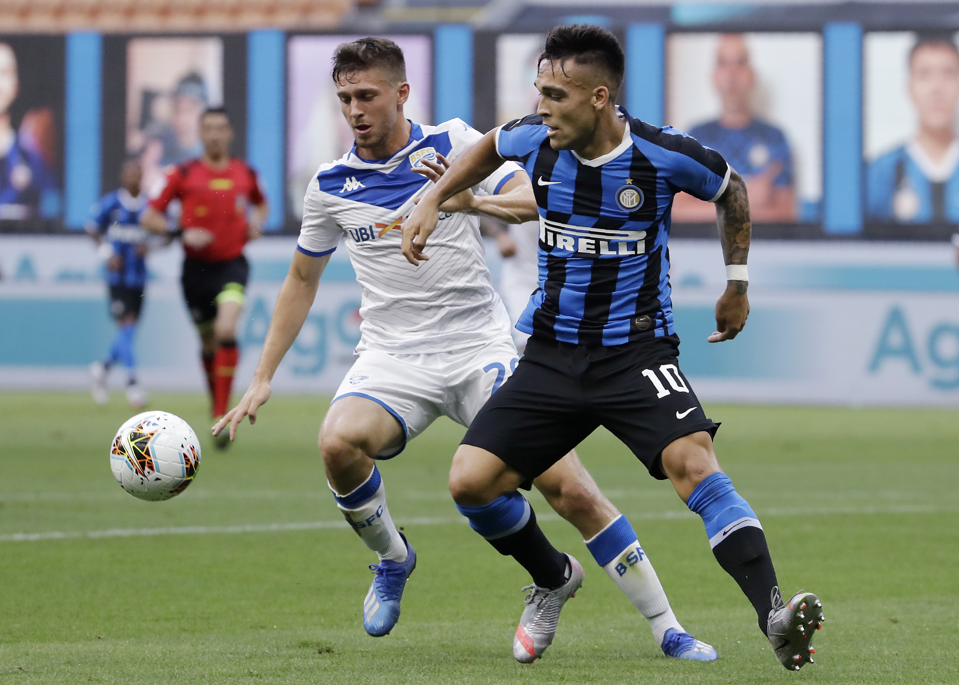 Lautaro Martínez fue titular en el Inter, pero no convirtió en la goleada. (AP Photo/Luca Bruno)