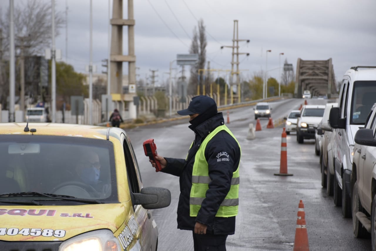 Continuarán los controles en los puentes carreteros. Foto: Archivo