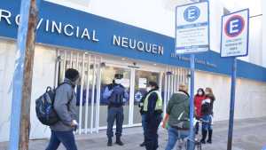 Son 98 los trabajadores de salud de Neuquén con coronavirus, en la pandemia