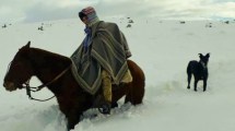 Imagen de La nieve y la pandemia no detienen a la vacunación de Neuquén