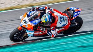 Tati Mercado avanzó hasta el Top 15 del superbike