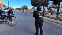 Imagen de Destinaron una veintena de policías egresados para Cutral Co y Plaza Huincul