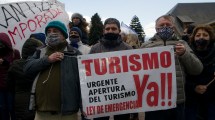 Imagen de Nueva protesta por el regreso del turismo a Bariloche