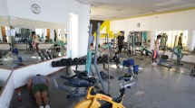 Imagen de ¿Es bueno ir al gimnasio todos los días? Los síntomas en el cuerpo del exceso de ejercicios