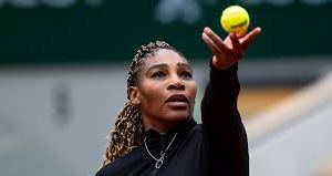 Serena Williams se retira por lesión de Roland Garros