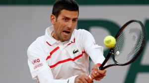 Djokovic y Tsitsipas sacaron su boleto a semifinales en Roland Garros