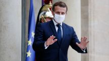 Imagen de Macron, presidente de Francia, dio positivo por coronavirus