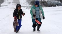 Imagen de Bariloche amaneció con nieve