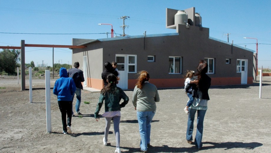 En Rio Negro Se Propicia Que La Mujer Sea La Duena De Las Casas Del Ippv