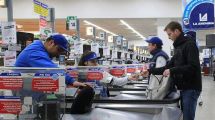 Imagen de Prohíben la exhibición de alimentos ultraprocesados en líneas de cajas en Neuquén