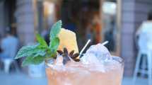 Imagen de 3 tragos para atardeceres de calor: recetas del bartender Danilo Casalini, de Roca