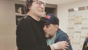 Emotiva carta de Charly a Maradona
