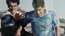 Imagen de Adiós a Maradona: Ariel, el roquense que jugó con Diego en un amistoso