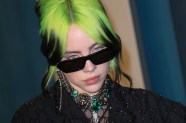 Billie Eilish Entr Al Club De Los Mil Millones De YouTube