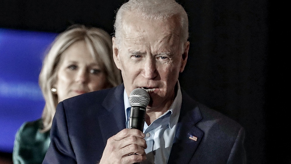 Desde el sector de Joe Biden afirman estar listos "para actuar" si Trump trata de detener el recuento.