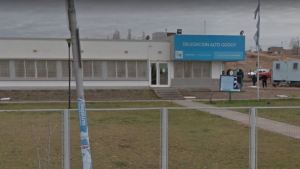 Por coimas en las licencias de conducir, detuvieron a una municipal de Neuquén