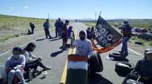 Imagen de Camioneros hacen un contrapiquete en el corte de ruta en Zapala