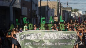 Tras la marcha en apoyo al proyecto del Aborto se viene la vigilia en Viedma