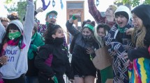 Imagen de Aborto legal: el festejo tras la vigilia en Viedma