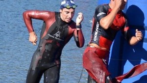 Cerezuela ganó el Triatlón de Cervantes