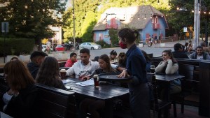 La CGT Zona Andina llevó al municipio de Bariloche un plan contra la desocupación