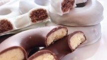 Imagen de Rosquitas bañadas en chocolate bien caseras